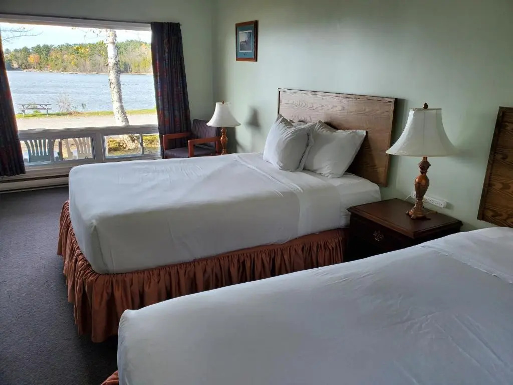 Carolyn Beach Inn