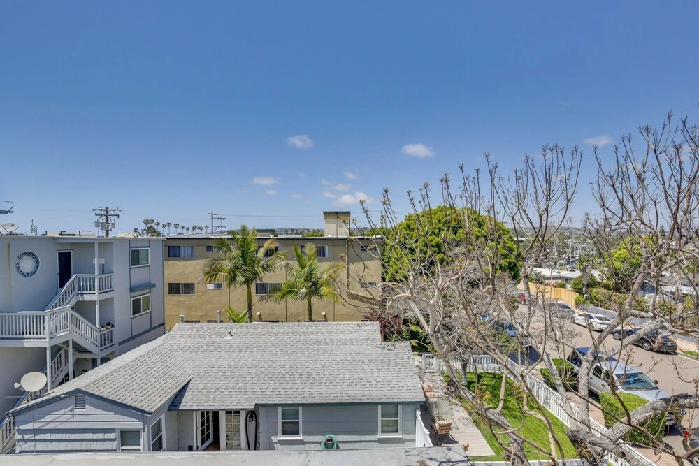 Sunny San Diego Escape < 2 Miles to Pacific Beach!