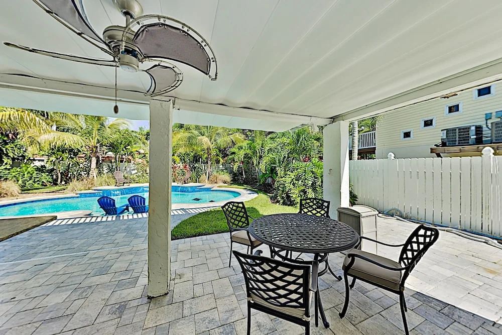 408harbd 3 Bedroom Home