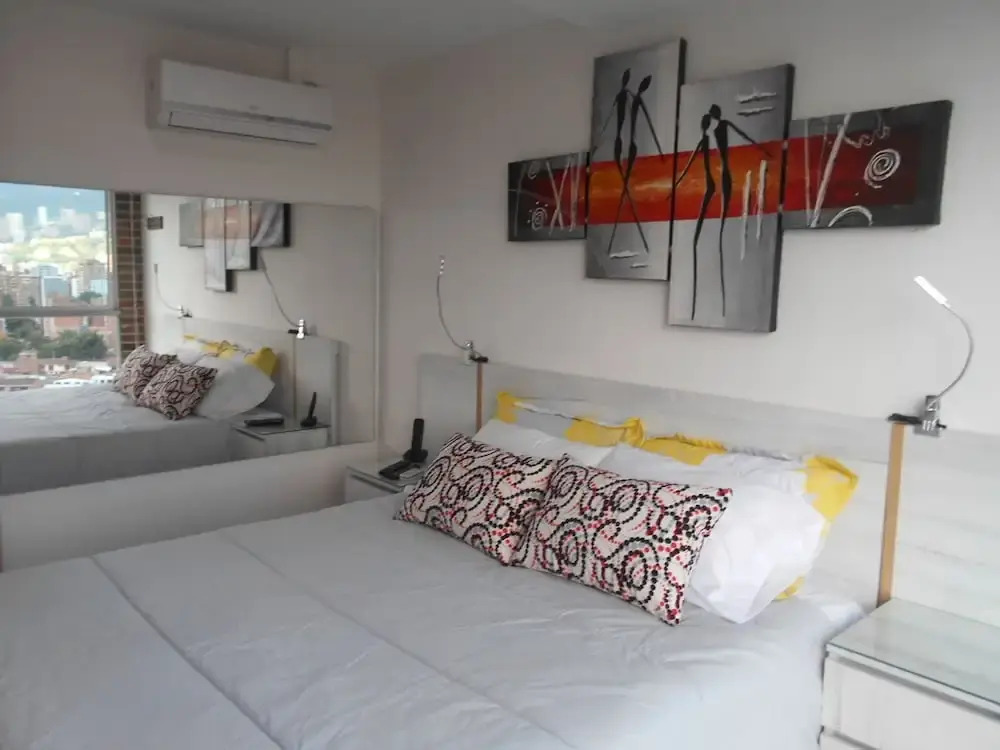Laureles elegant Spring City Treat