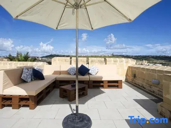 GetawayNpetto - 2 bedrooms (sleeps 4 +2 kids) Fort Chambray Ghajnsielem village