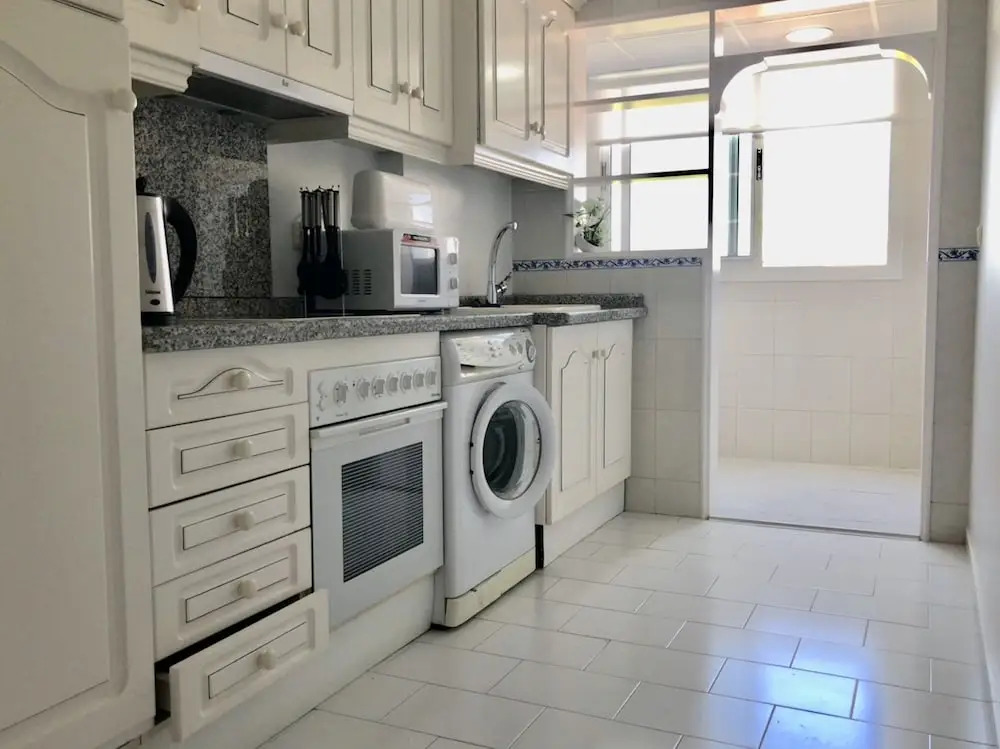 Rentcostadelsol Apartamento Fuengirola - Doña Sofía 5e