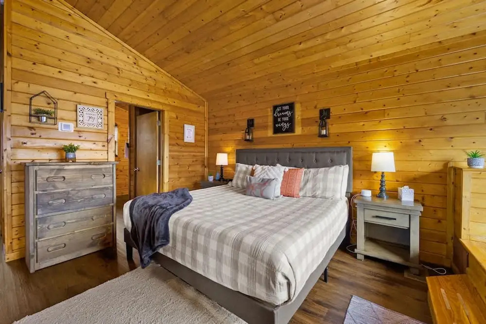 Great View Location Studio Log Cabin Hot Tub