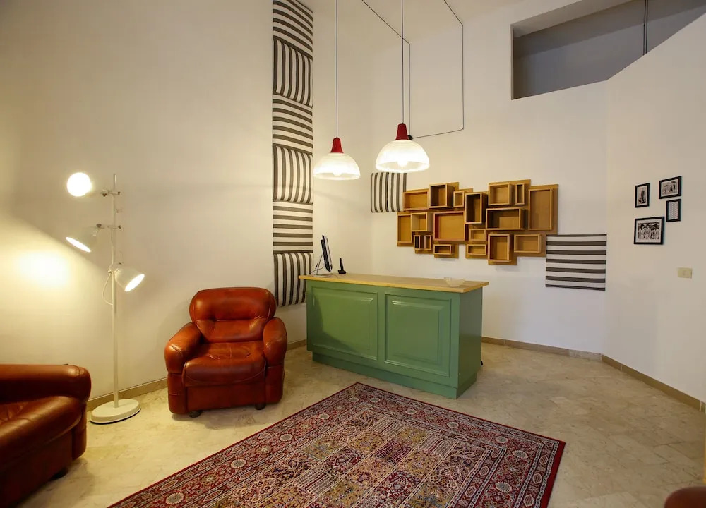 Dimora Hostel