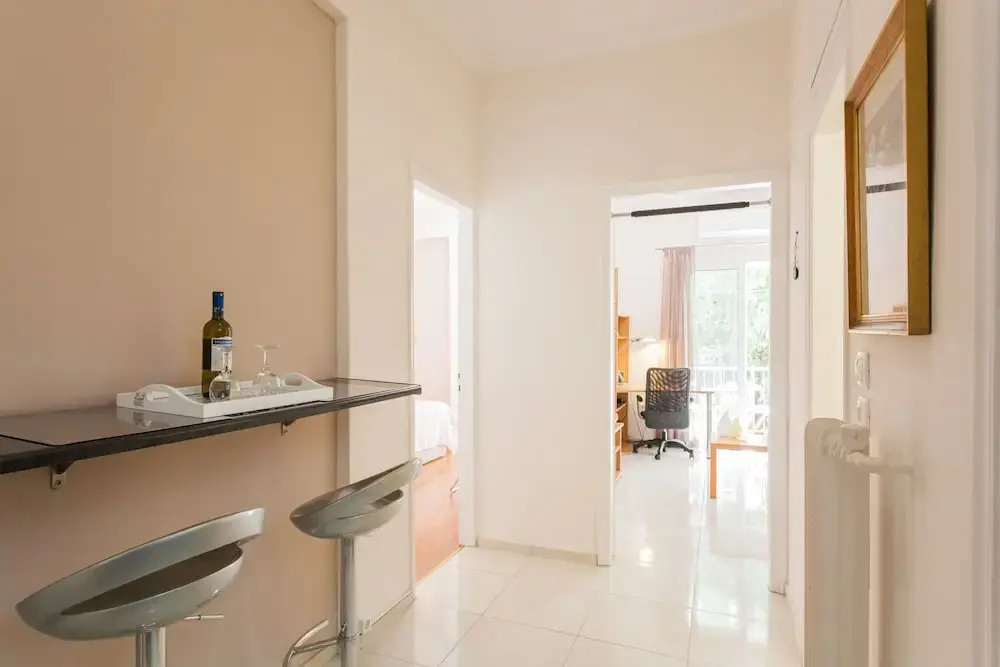 Central Apartment at Plaka 1 bed for 2 pers