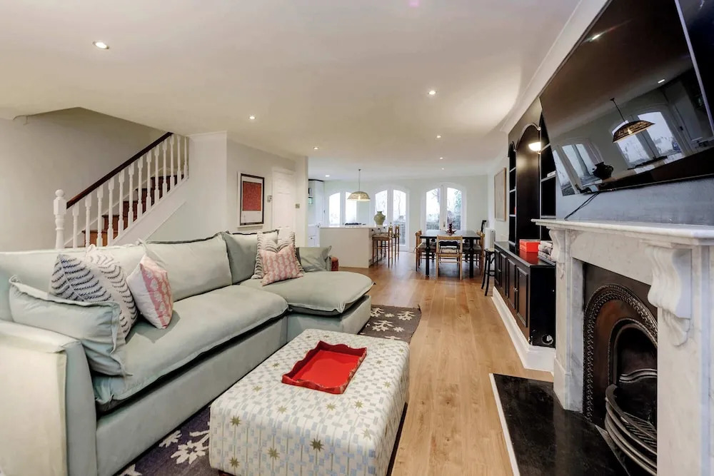 Modern 2-bedroom Flat - Angel