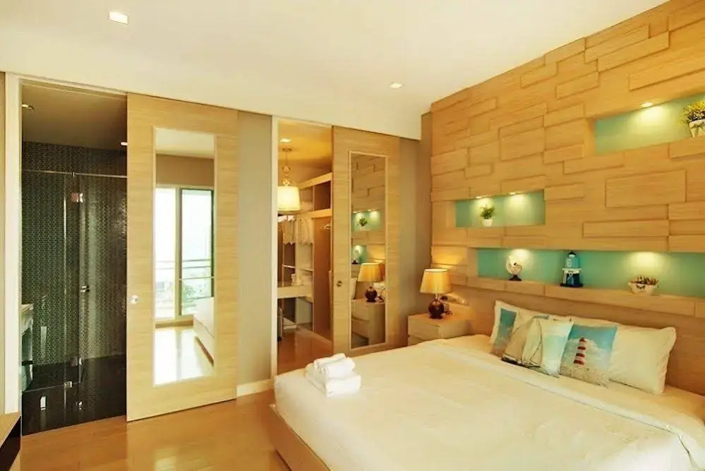 Reflection Jomtien Beach Condo by Dome