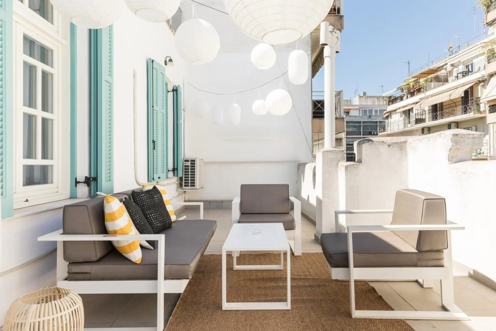 #Zoe: Lovely Penthouse by halu! Apartments