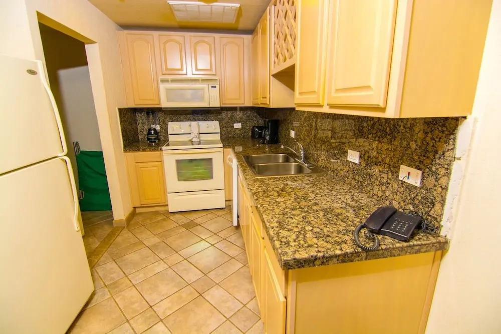 Delphin 303B - 1 Br Condo