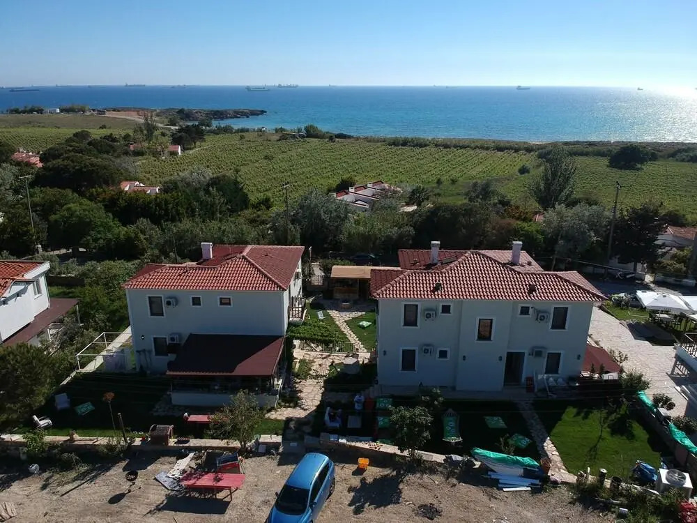 K Bozcaada Paralia