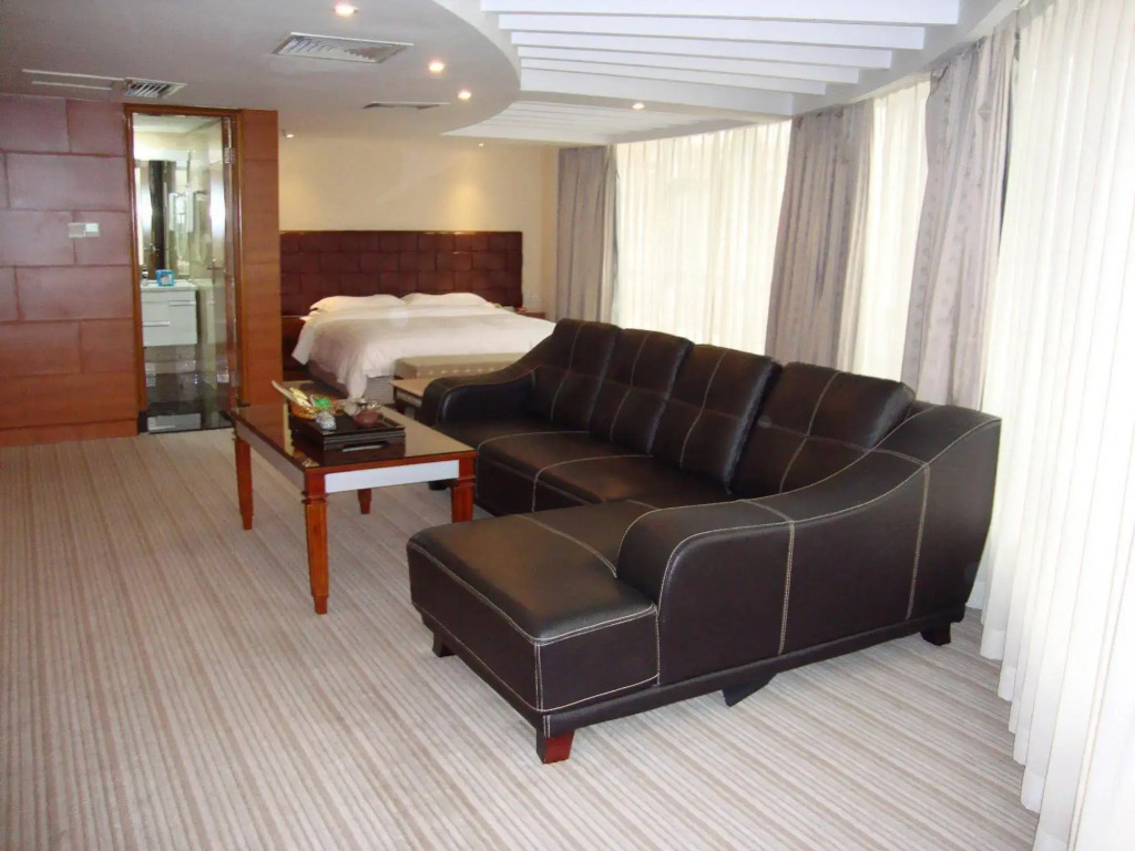 Huaweida Hotel