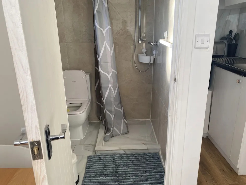 Comfortable Homely Studio Flat in Wembley