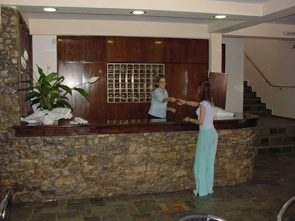 Creta Suites