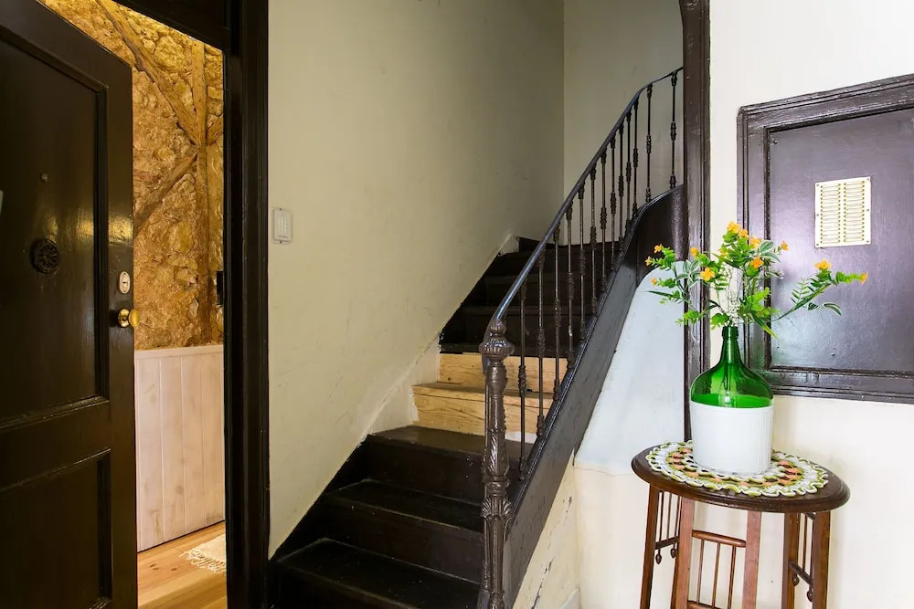 Bica Elevator Apartment Rentexperience