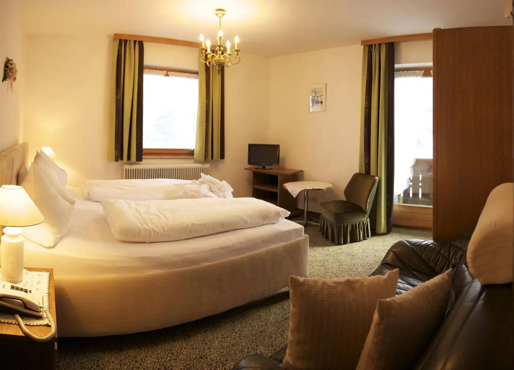 Panoramahotel Fliesserhof