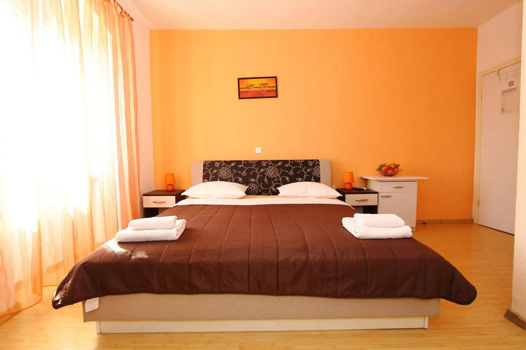 Nirvana Rooms & Apartments