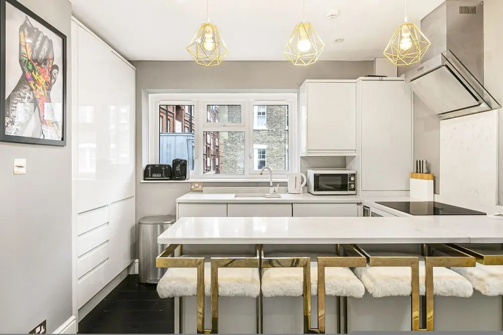 Best Location in London 3-bed Chelsea Home