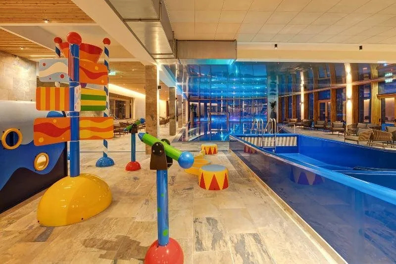 Leading Family Hotel  Resort Dachsteinknig