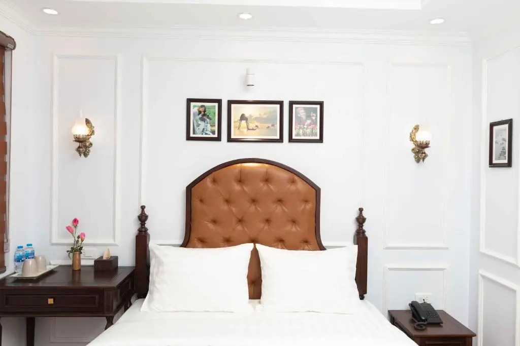 Paddy Hotel