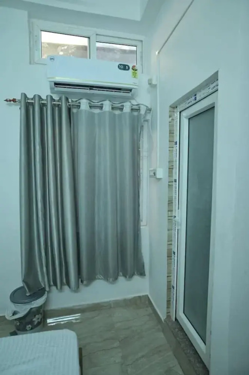 Hotel Tricon Residency