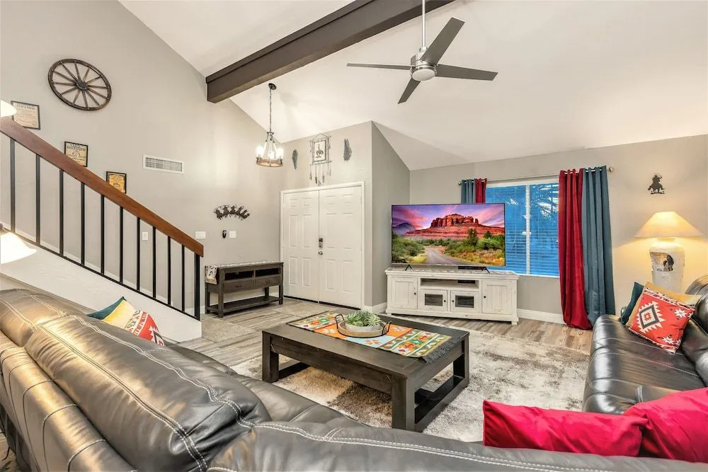 Rusty Spur by BlueBarrel Homes