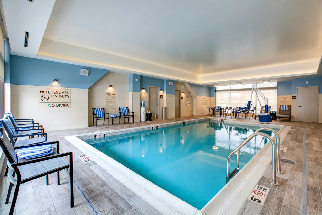 Hampton Inn & Suites Boston/Waltham