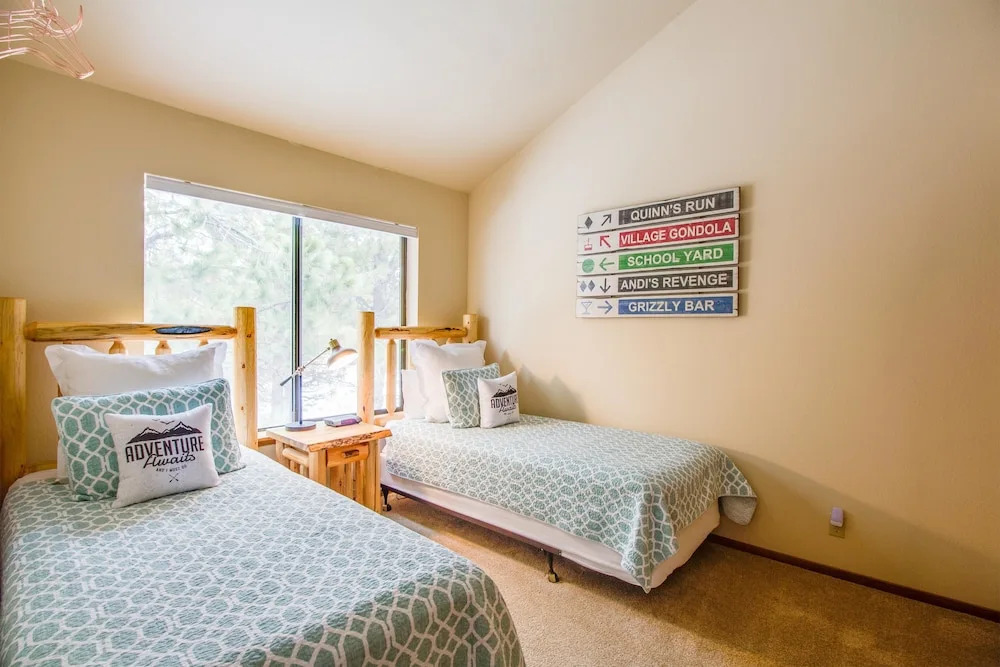 Skyline Condo 13