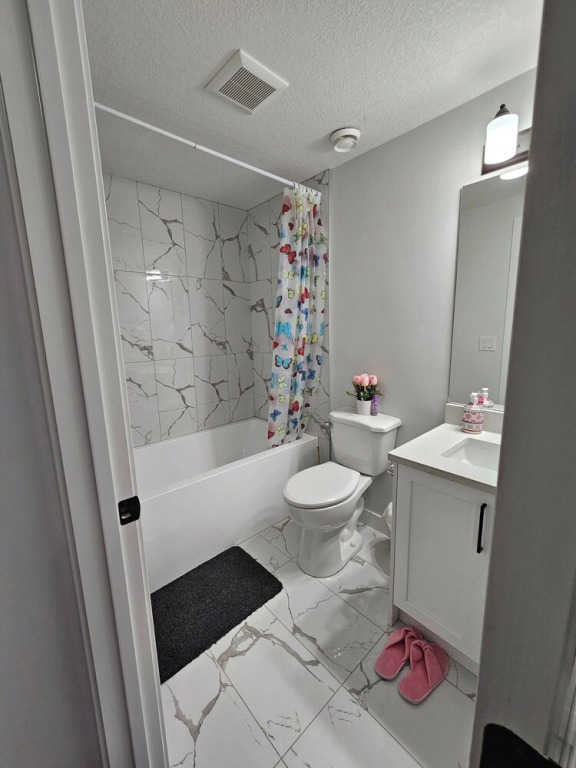 Cozy Cautley Guest Suite, Near YEG Airport