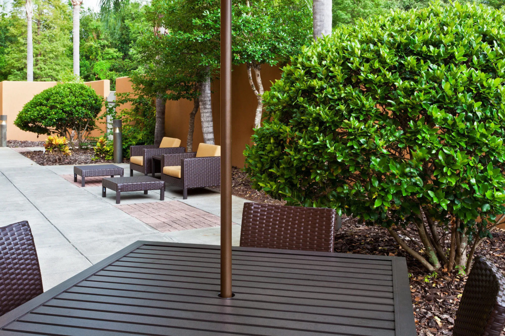 Courtyard by Marriott Tampa Brandon