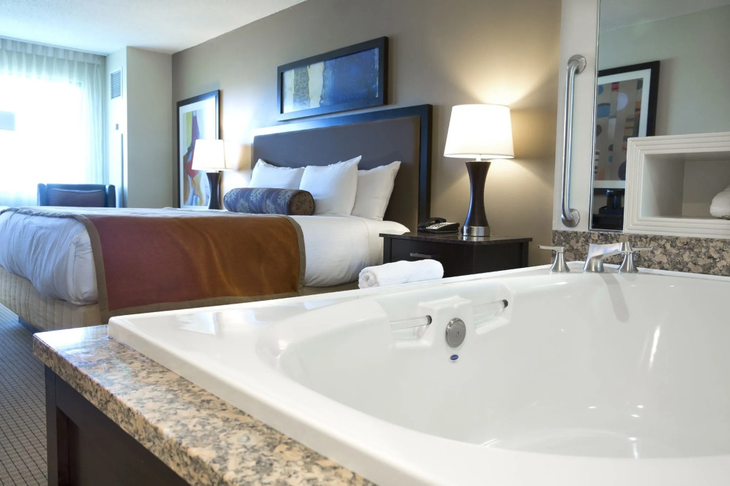 Isle of Capri Casino Hotel Boonville & Casino - A Caesars Rewards Destination