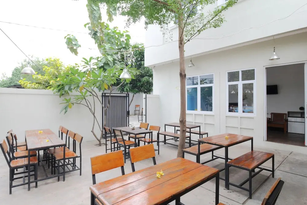 Airy Eco Syariah Petukangan Kemajuan 45B Jakarta