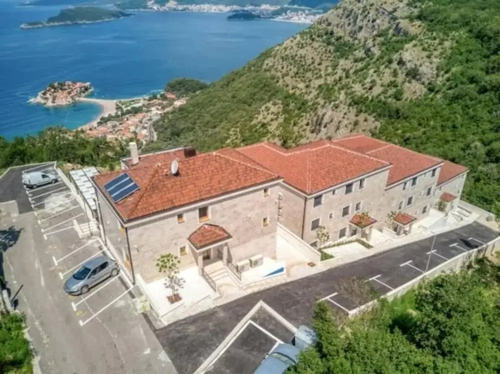 Quercus Residences Apartments