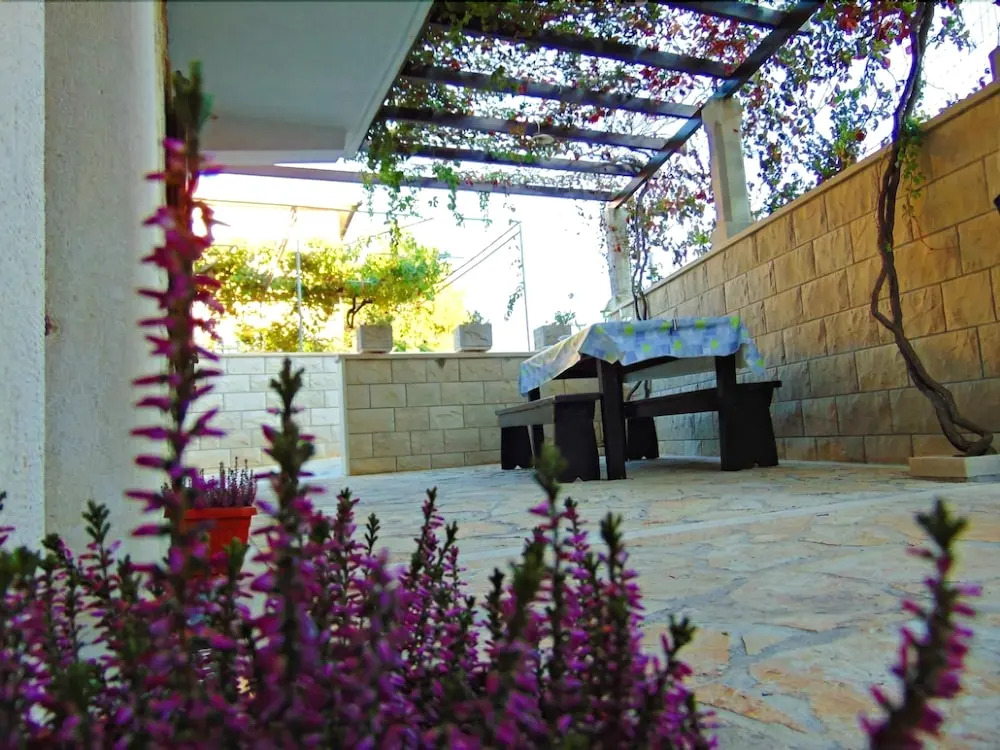 Apartment Diana Postira / Two Bedroom A1