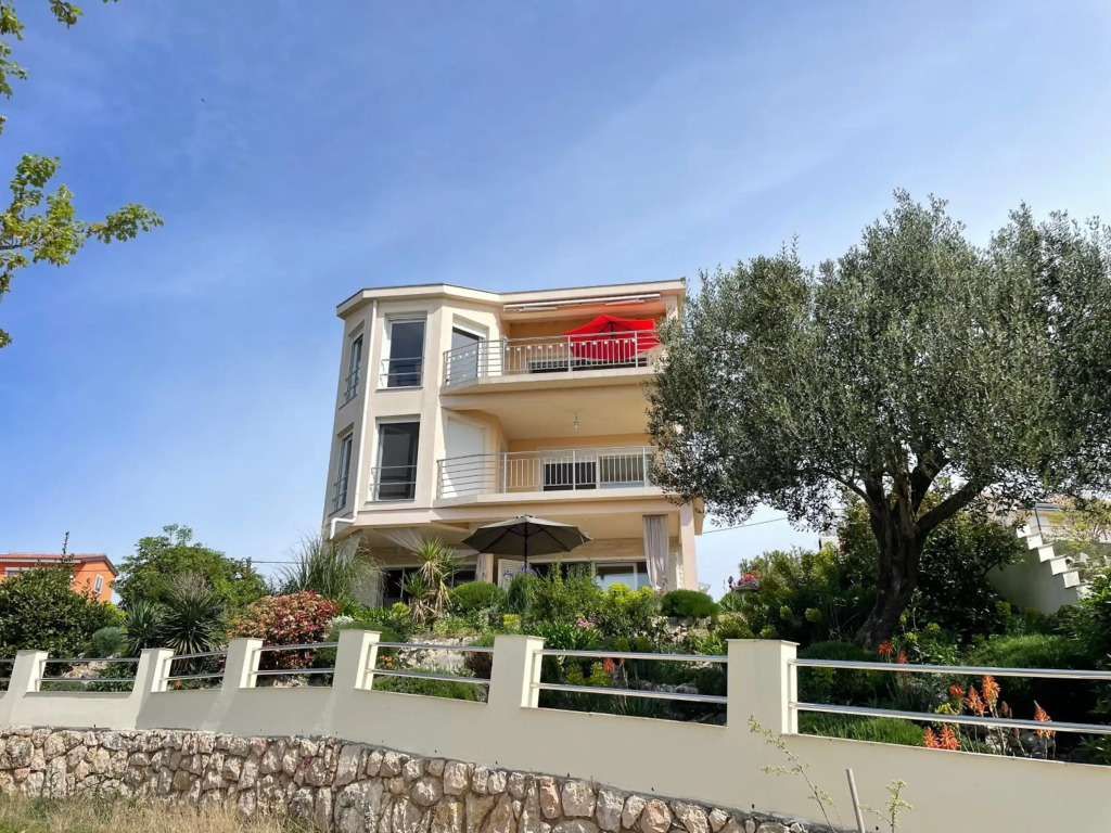 Villa Mebelle - Meerblick und Natur zu jeder Jahreszeit