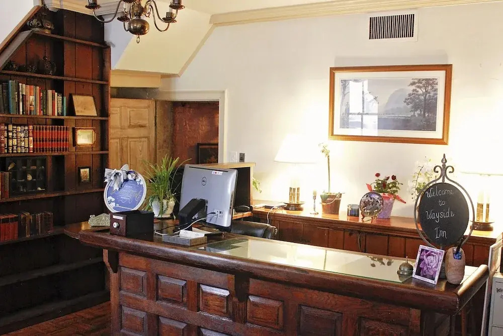 Wayside Inn