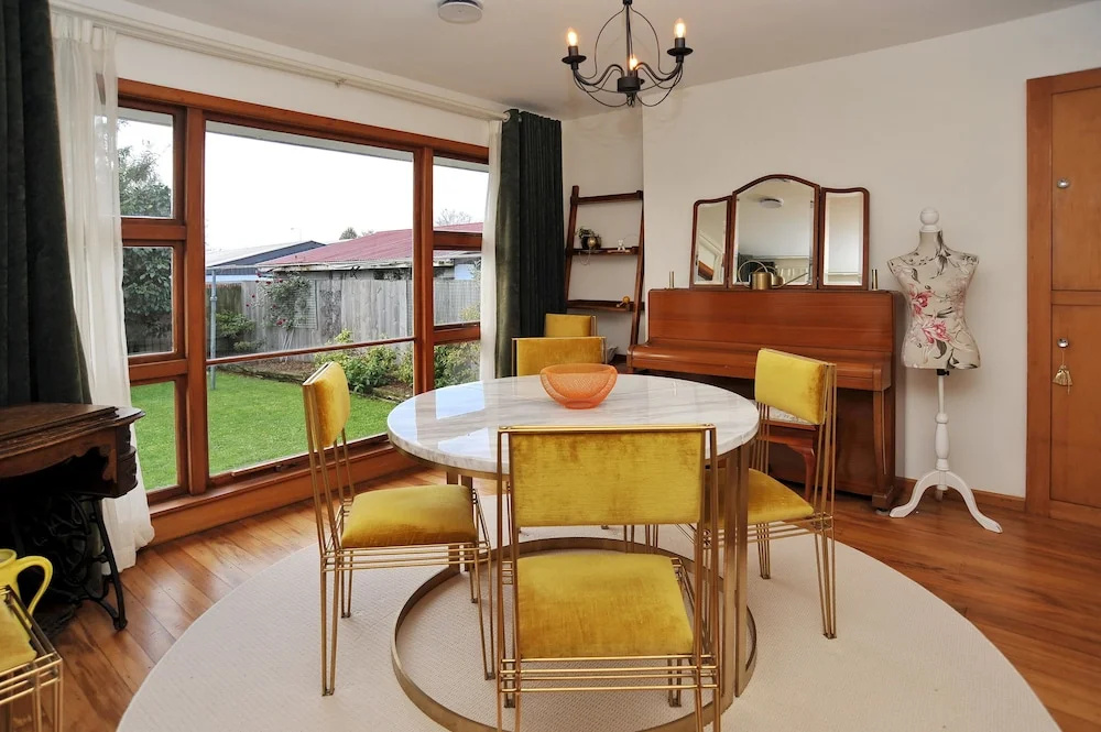 Woodbury Villa
