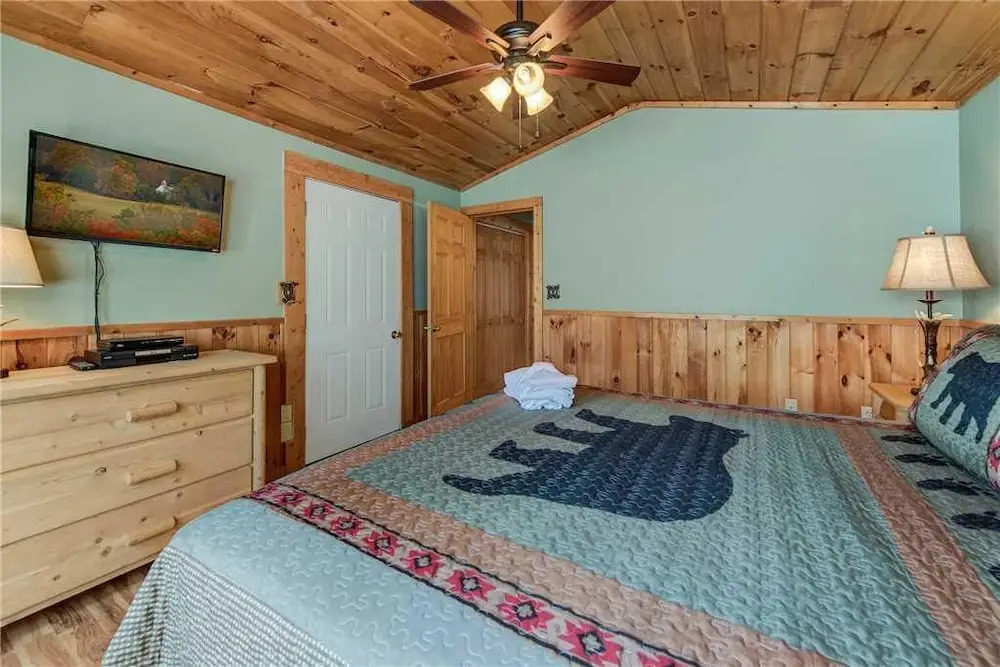 Heart  Soul - Two Bedroom Cabin