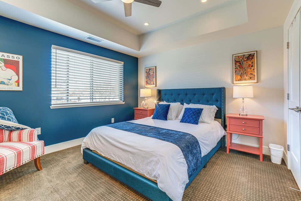 < 2 Mi to Dtwn Reno: Luxe Midtown Gem w/ Patio