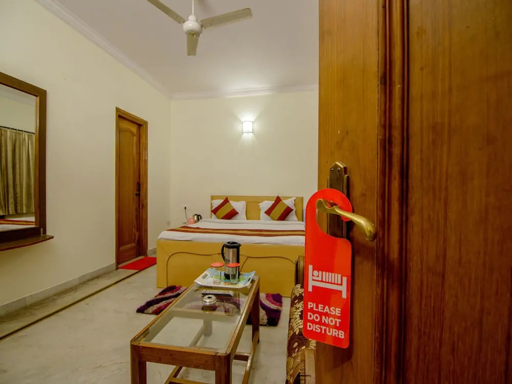 OYO 2729 Hotel HV International