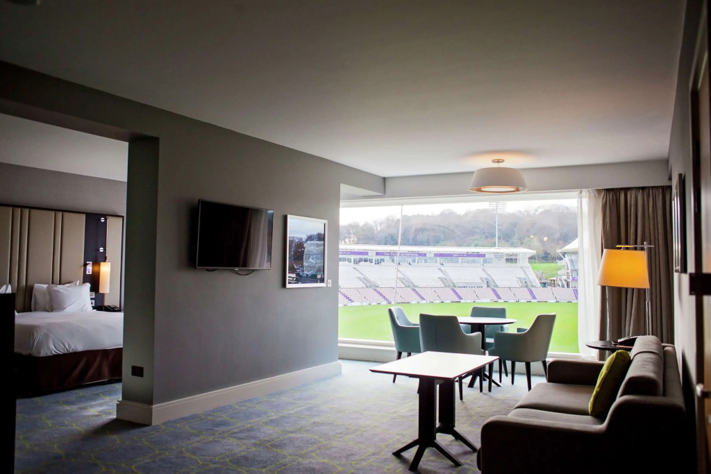 Hilton Southampton - Utilita Bowl