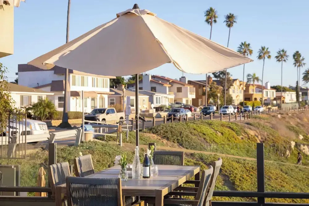 Beachfront+private Beach Access, Pool+hot Tub, Oceanview Sail Bay by Avantstay