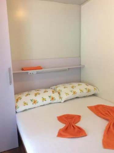 Mobile Home Shelbox