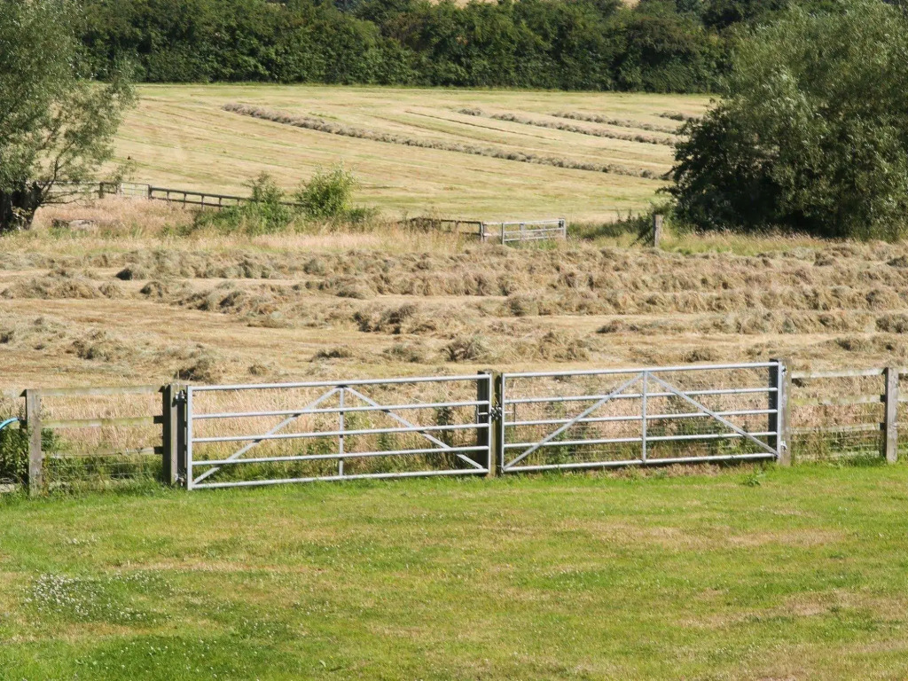 Manor Farm-MK