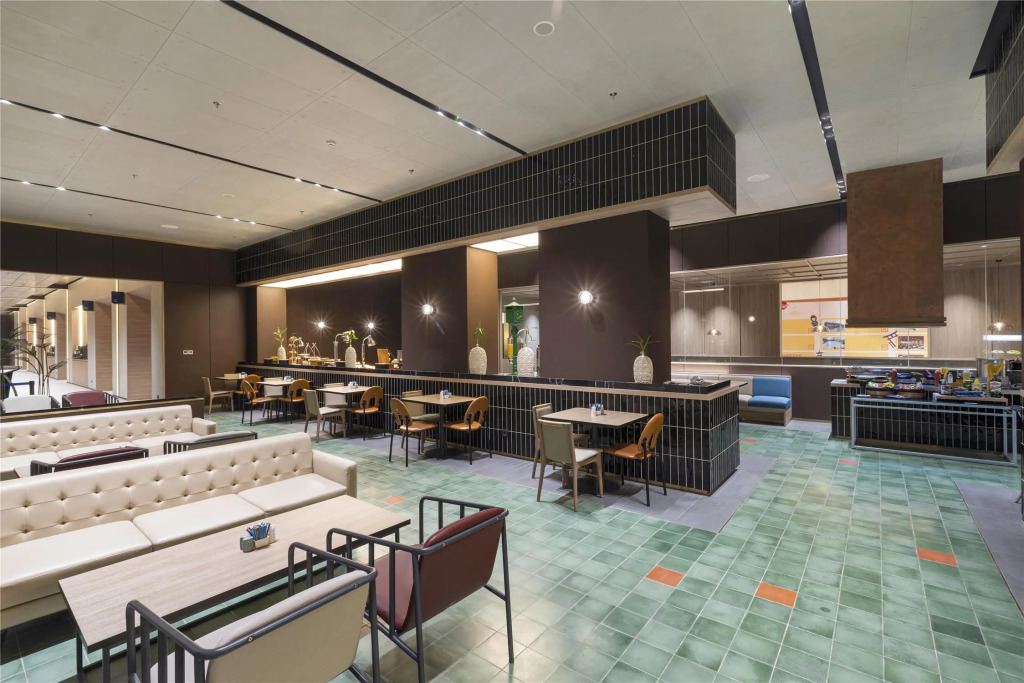 Golden Tulip Essential PIK 2 Jakarta