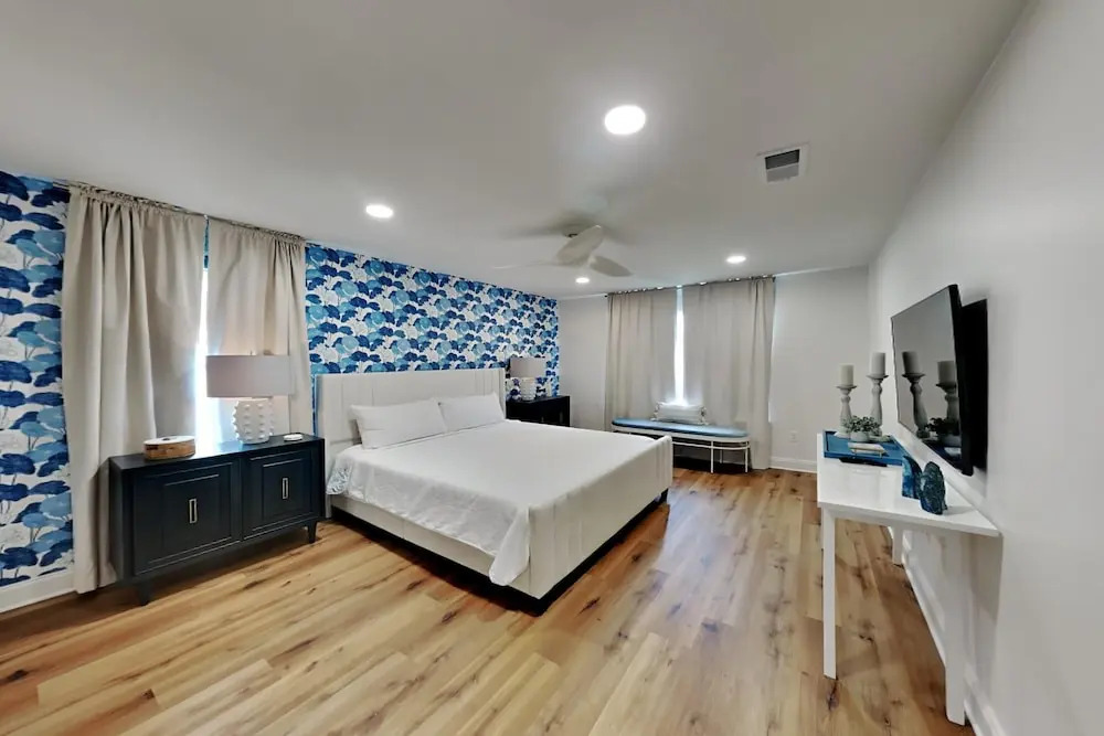 Seaspray by Southern Vacation Rentals