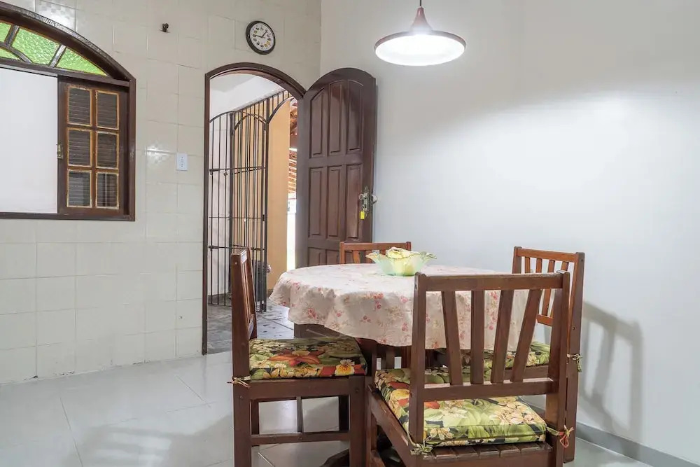 Casa Pet Friendly c Churrasqueira a 120m da Praia
