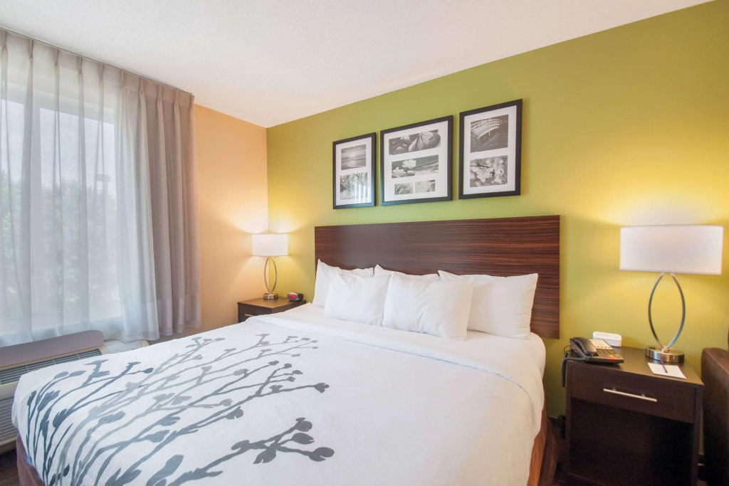 Sleep Inn & Suites Dover University Area