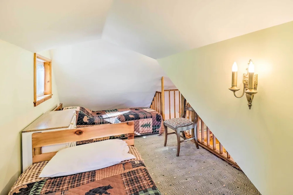 Cozy Tannersville Gem - Ski, Hike, Explore