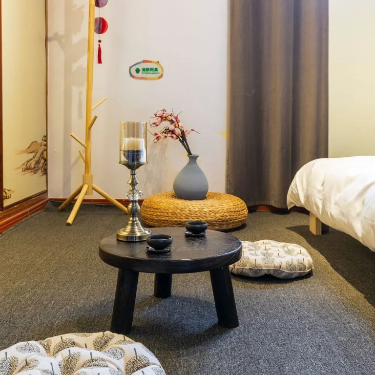 Intown City Apartment No. 39