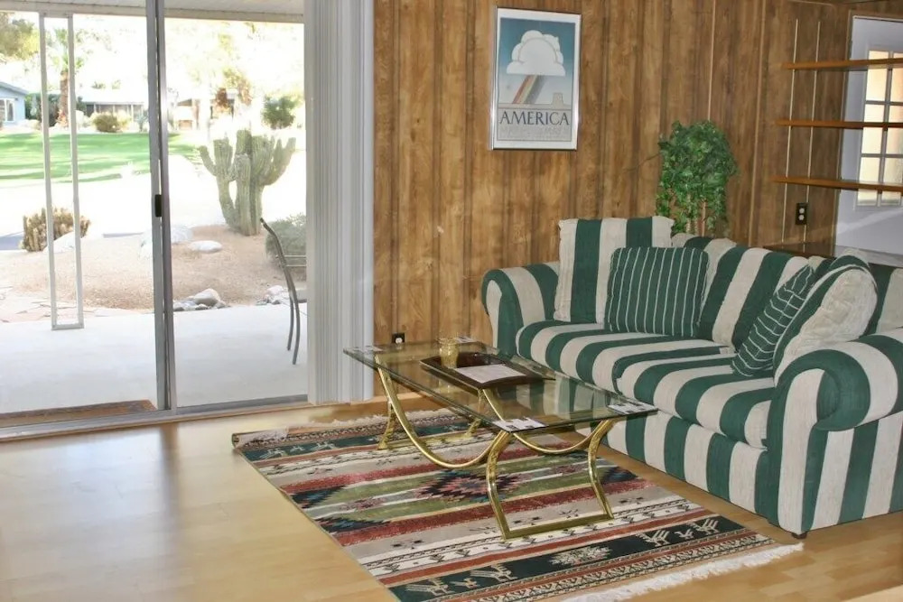 Roadrunner Club 137 - 2 Br Home